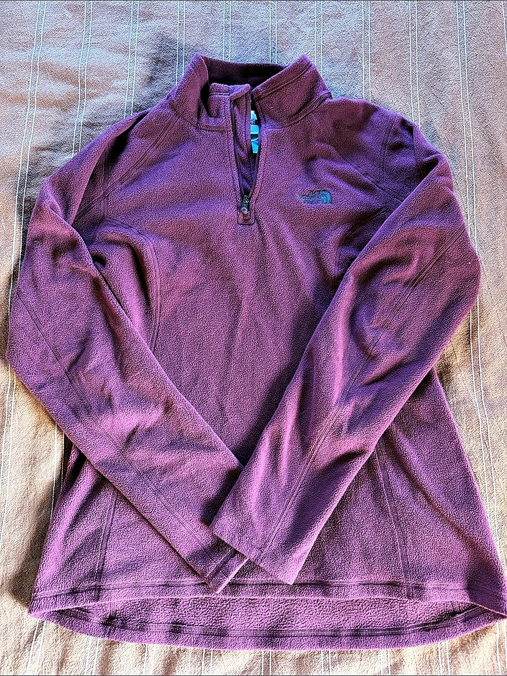 The North Face Glacier 1/4-Zip Fleece Pullover Purple Medium